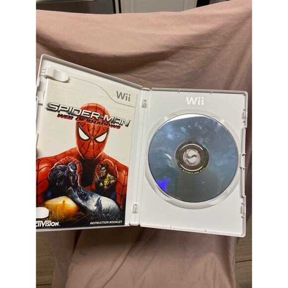 Spider-Man: Web of Shadows (Nintendo Wii, 2008) CIB - Picture 3 of 4